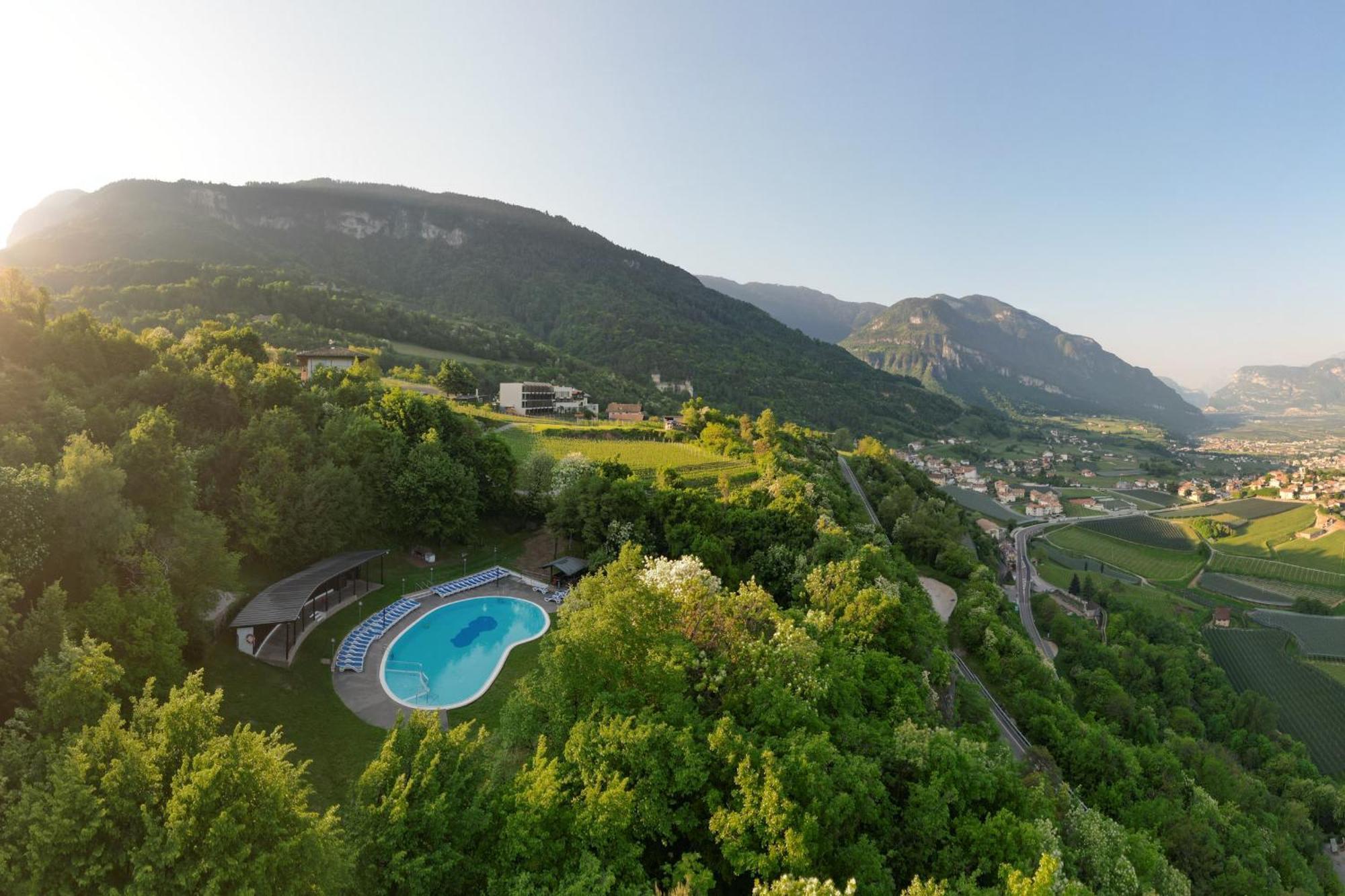 Hotel Tenz 2025 Montagna Bagian luar foto