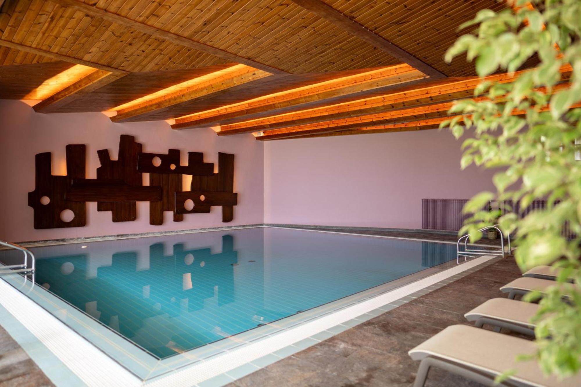 Hotel Tenz 2025 Montagna Bagian luar foto