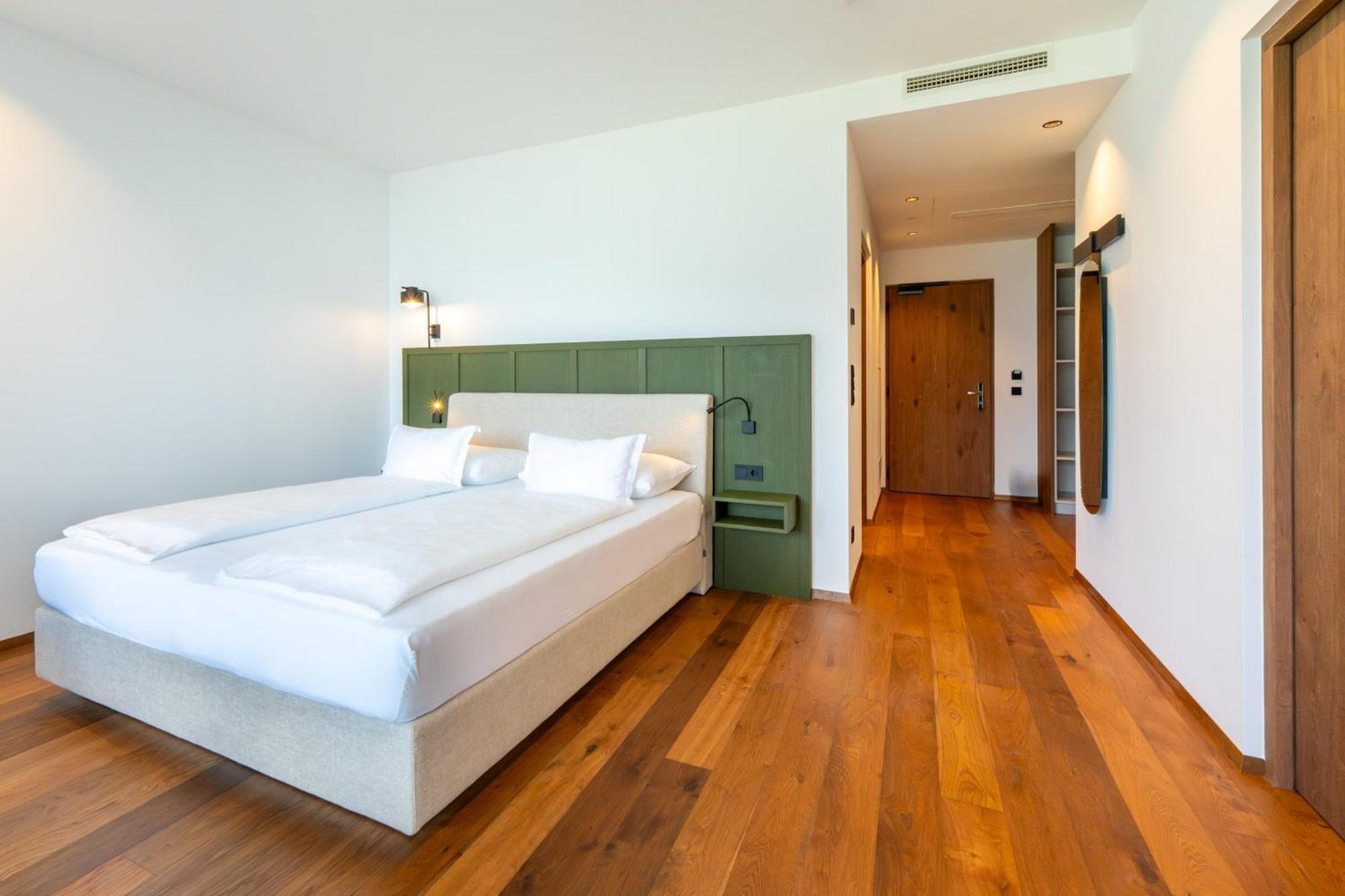 Hotel Tenz 2025 Montagna Bagian luar foto