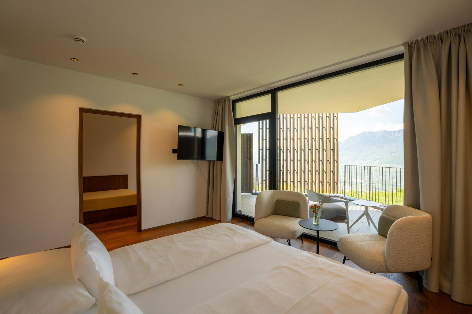 Hotel Tenz 2025 Montagna Bagian luar foto